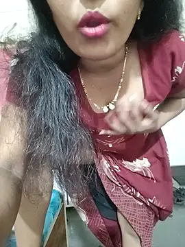 Snapshot of Swapna_kannada chatting on 06-30-26, 12:33 Swapna kannada online show from 06-30-26, 12:33