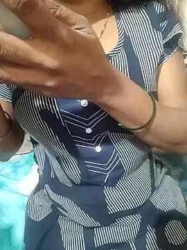 Snapshot of Swapna_kannada chatting on 07-01-26, 10:17 Swapna kannada online show from 07-01-26, 10:17