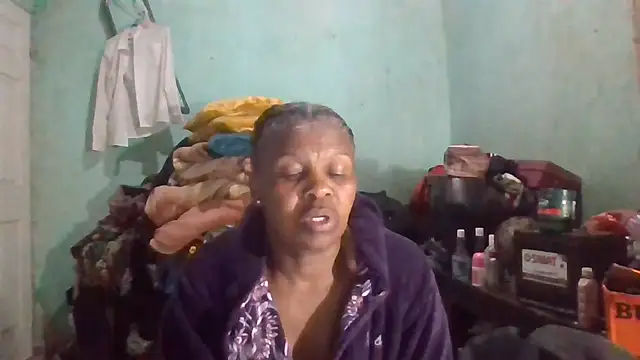 Nicky52 online show from 10-19-25, 04:40