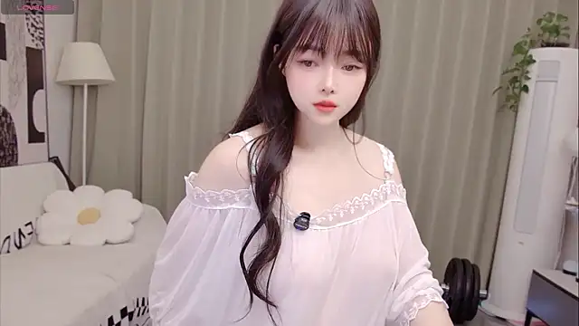 uikyy1 online show from 06-09-26, 01:39