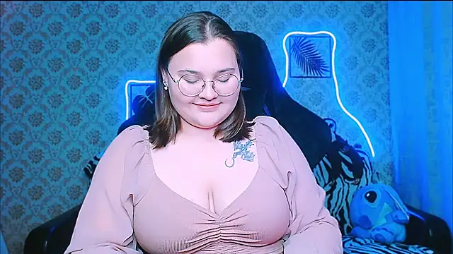 Snapshot of InLoveWithLife26 chatting on 10-01-25, 07:20 InLoveWithLife26 online show from 10-01-25, 07:20