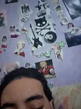 Snapshot of HitShelf chatting on 12-16-25, 11:48 HitShelf online show from 12-16-25, 11:48