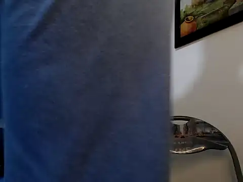 Snapshot of ElCaballeroNegro24 chatting on 10-31-25, 02:12 ElCaballeroNegro24 online show from 10-31-25, 02:12