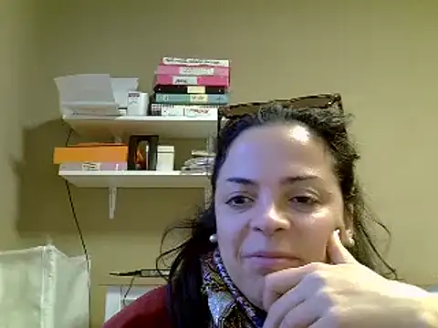 ITALIANASISIXX online show from 10-21-25, 06:14