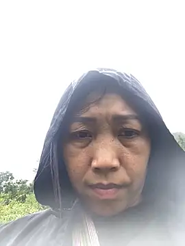 Snapshot of Lai005 chatting on 09-30-25, 04:17 Lai005 online show from 09-30-25, 04:17