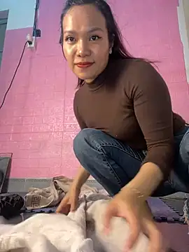 Rose 194 online show from 03-17-26, 05:55