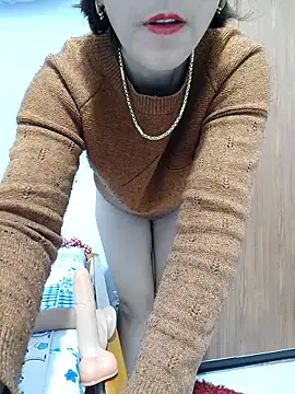 Snapshot of Rosalind_xxx chatting on 01-11-26, 01:54 Rosalind xxx online show from 01-11-26, 01:54