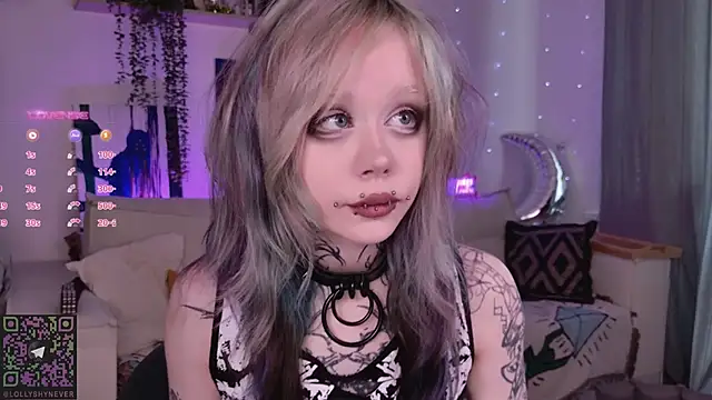 Lollyshy online show from 02-25-26, 08:24