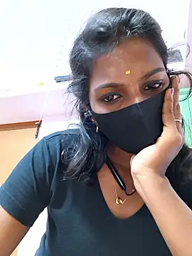 Honey rosetamil online show from 05-18-26, 07:52