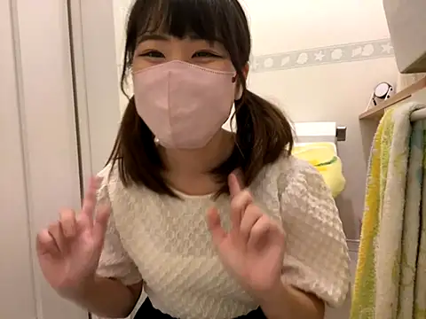 Snapshot of sora_033 chatting on 09-16-25, 03:13 sora 033 online show from 09-16-25, 03:13