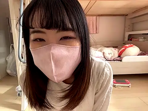 Snapshot of sora_033 chatting on 11-18-25, 04:17 sora 033 online show from 11-18-25, 04:17