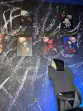 Brycce santos online show from 04-25-26, 01:36