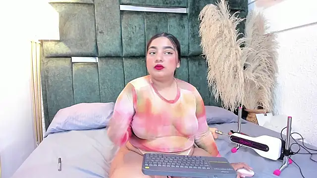 Chloe jackson25 online show from 02-18-26, 06:37