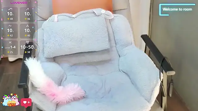 LINLIN-2025 online show from 11-19-25, 02:06