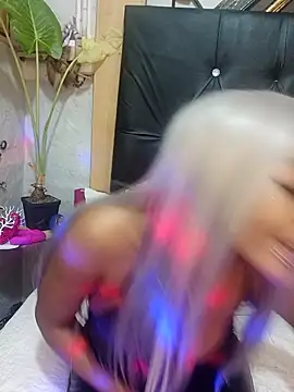 Juicy Candy-Reloaded online show from 04-16-26, 10:12