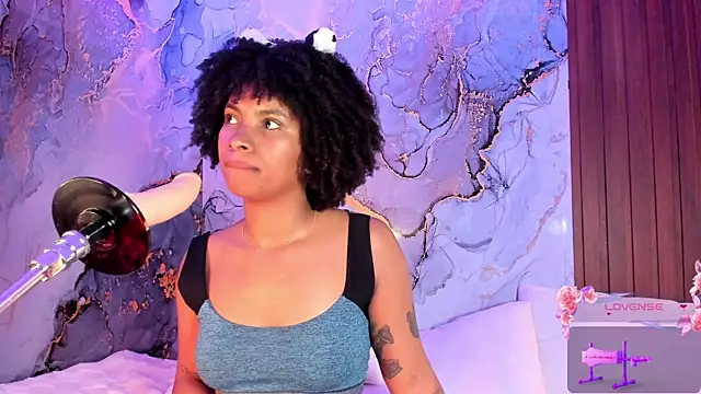 Lolalewis777 online show from 09-08-25, 09:47