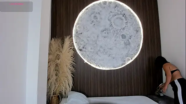 ShaniaDaniels online show from 02-20-26, 08:53