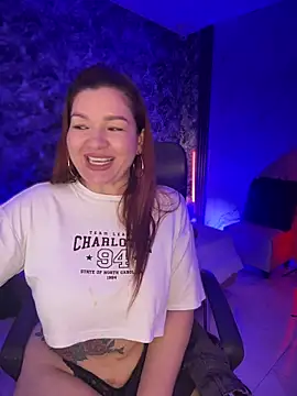 Snapshot of Bigass_curvy chatting on 11-12-25, 11:47 Bigass curvy online show from 11-12-25, 11:47