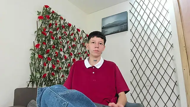 Snapshot of LiamBrown09 chatting on 07-18-26, 07:39 LiamBrown09 online show from 07-18-26, 07:39
