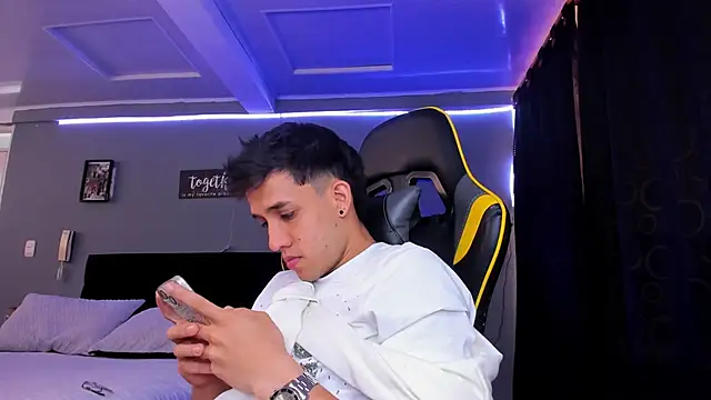 alexgiraldo   online show from 11-29-25, 01:36