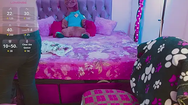 Estrella  sex online show from 10-05-25, 08:07