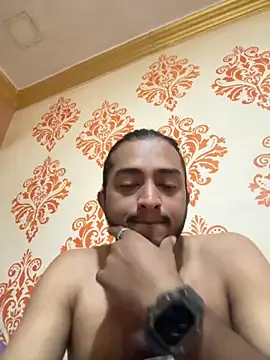 Snapshot of seenu2101 chatting on 02-18-26, 11:11 seenu2101 online show from 02-18-26, 11:11