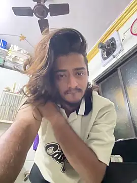 Snapshot of seenu2101 chatting on 03-02-26, 03:30 seenu2101 online show from 03-02-26, 03:30