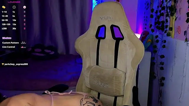 bunnykellyyy online show from 03-06-26, 06:59