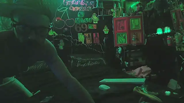 Splash Queen420 online show from 04-05-26, 10:56