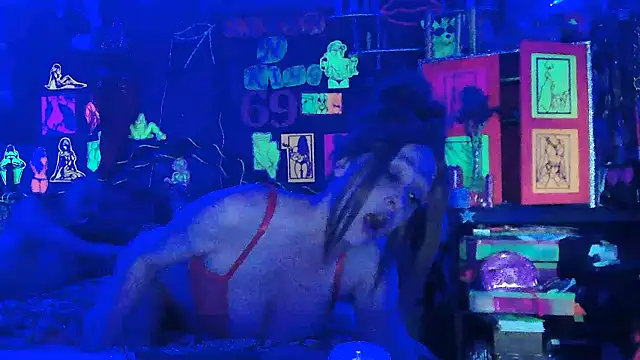 Snapshot of Splash_Queen420 chatting on 05-02-26, 05:51 Splash Queen420 online show from 05-02-26, 05:51