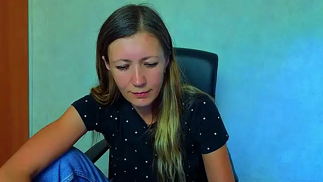 Bom Mia Bom online show from 07-29-26, 05:27