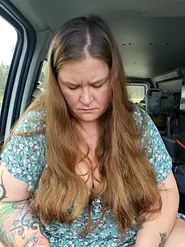 Love86Emily online show from 10-17-25, 05:48