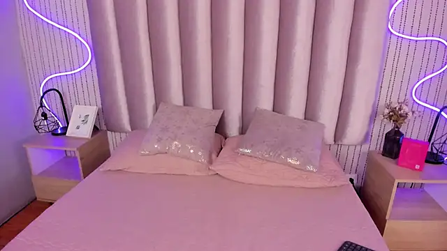 SamanthaPeachss online show from 12-02-25, 01:39