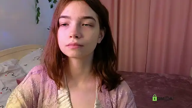 Snapshot of Evi_Brook chatting on 10-05-25, 11:52 Evi Brook online show from 10-05-25, 11:52