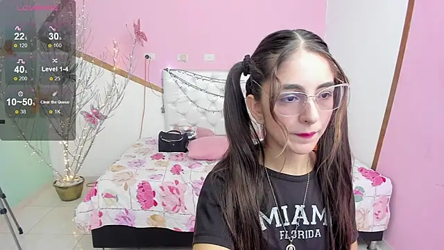 sofi san online show from 11-11-25, 03:12