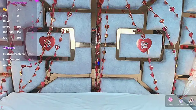 Snapshot of SkarlettAry chatting on 09-26-25, 01:37 SkarlettAry online show from 09-26-25, 01:37