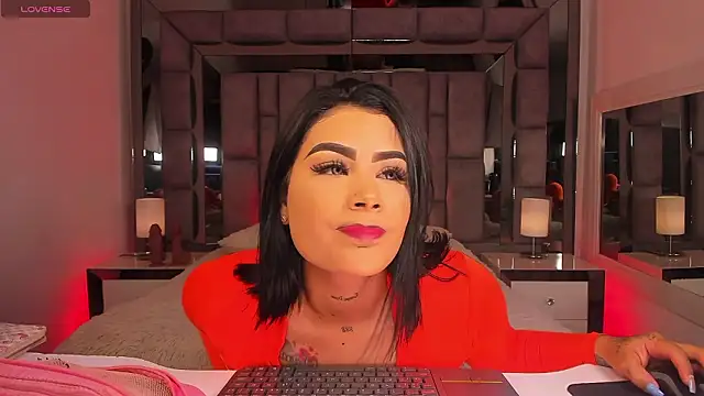 MaddyGray  online show from 02-17-26, 07:09