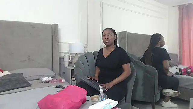 NatashaSilver online show from 10-04-25, 01:20