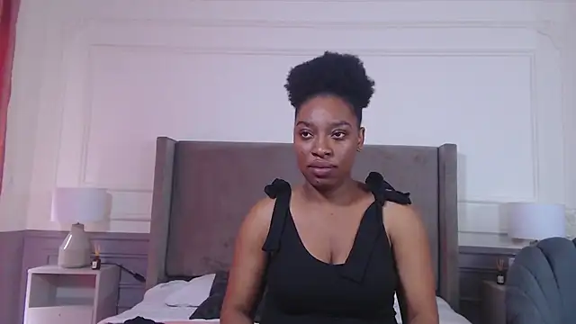 NatashaSilver online show from 11-19-25, 01:44