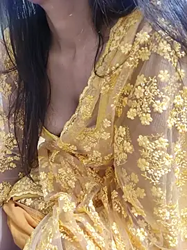 Snapshot of Shalu_G chatting on 05-31-26, 05:26 Shalu G online show from 05-31-26, 05:26