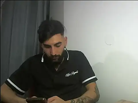 Alexgrc13 online show from 10-18-25, 06:52