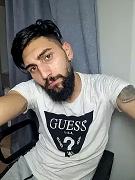 Alexgrc13 online show from 10-26-25, 07:42