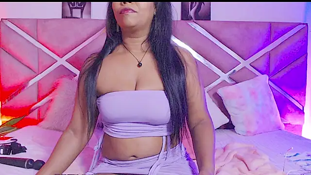 sofia 07 online show from 10-12-25, 05:39