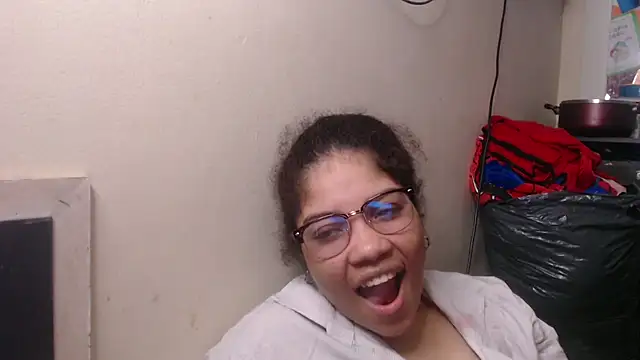 madelene online show from 03-01-25, 01:22