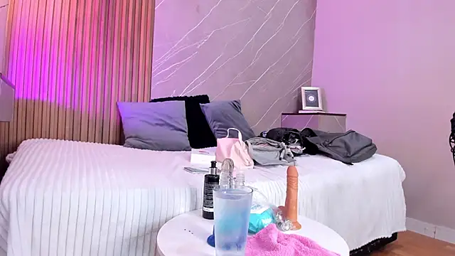 emma  rose1 online show from 10-15-25, 02:33