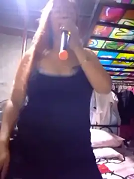 Snapshot of SexyHottMom chatting on 02-11-26, 11:04 SexyHottMom online show from 02-11-26, 11:04