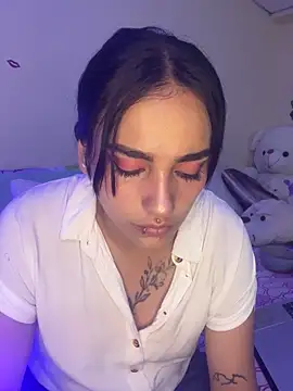 Snapshot of MiaRousexxx_ chatting on 10-04-25, 12:52 MiaRousexxx online show from 10-04-25, 12:52