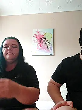 Snapshot of BlacReign chatting on 10-05-25, 02:04 BlacReign online show from 10-05-25, 02:04