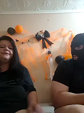 Snapshot of BlacReign chatting on 10-25-25, 10:04 BlacReign online show from 10-25-25, 10:04