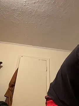 Snapshot of ThickDic28 chatting on 09-11-25, 01:39 ThickDic28 online show from 09-11-25, 01:39